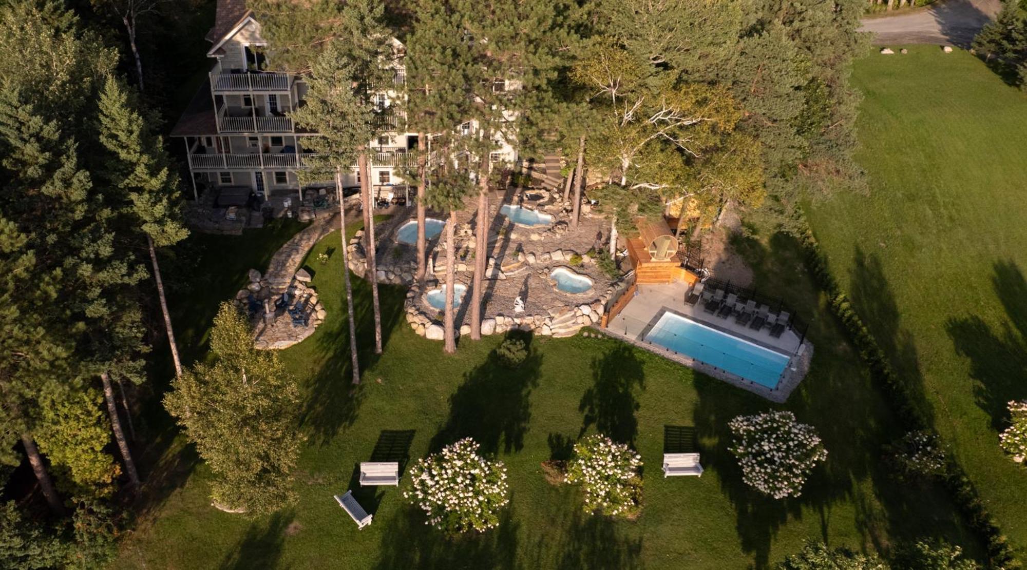 Estello Suites & Spa Lac-Mégantic Exterior foto